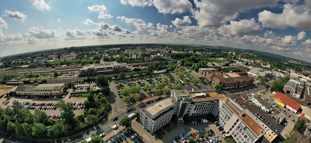 Stadtpanorama von Dueren bei Tag