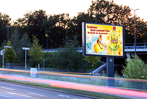 Herausragende Plakatwerbung mit unseren Mega-Lights